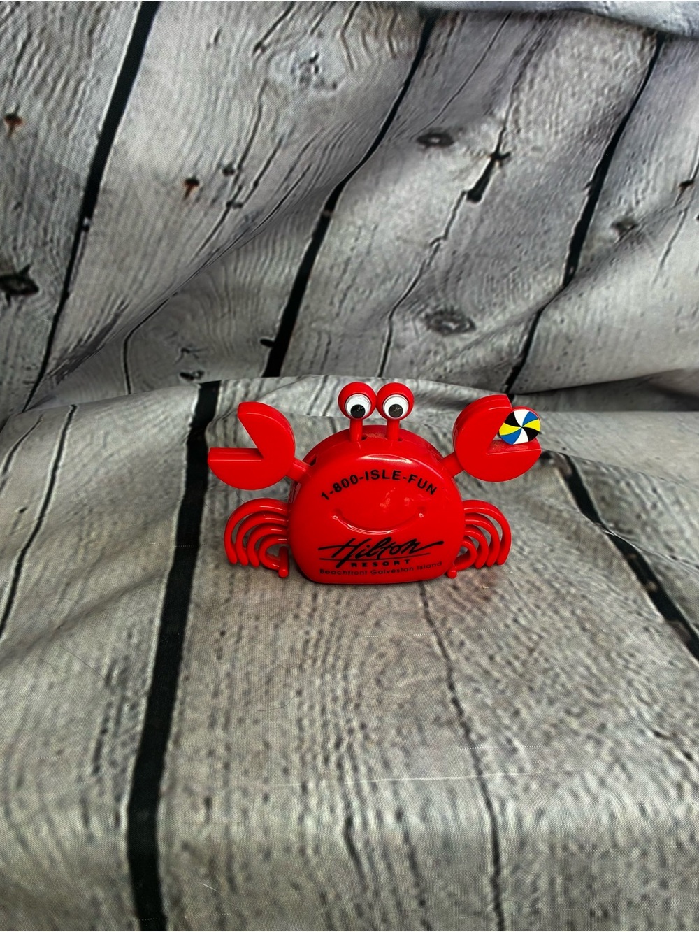 VTG‎ 90s Hilton Resort Texas Wind Up Walking Crab Toy Souvenir Waving Claws GUC